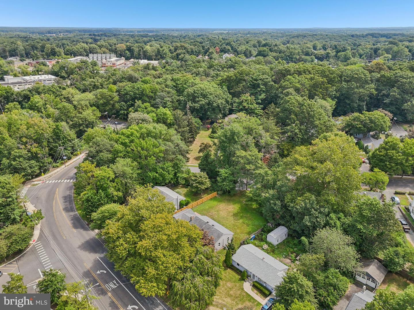 35 Wallace Rd
