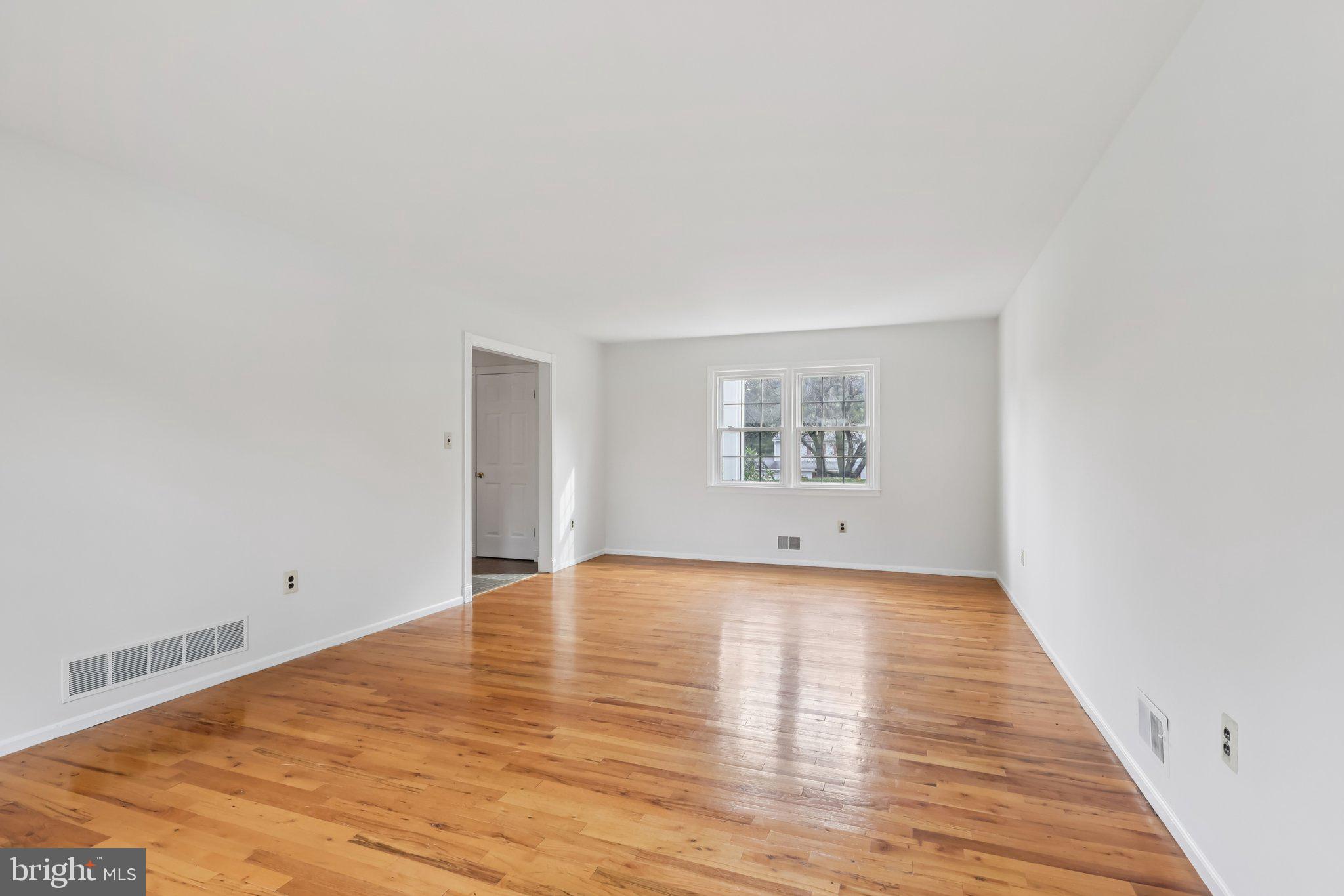15 TINA DRIVE