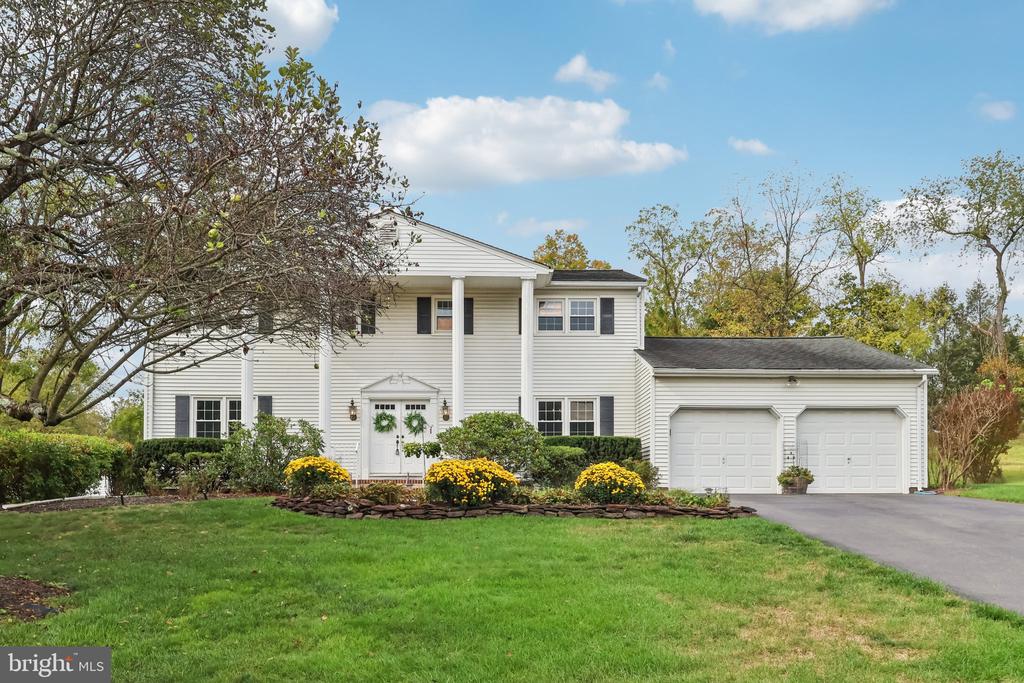 15 TINA DRIVE