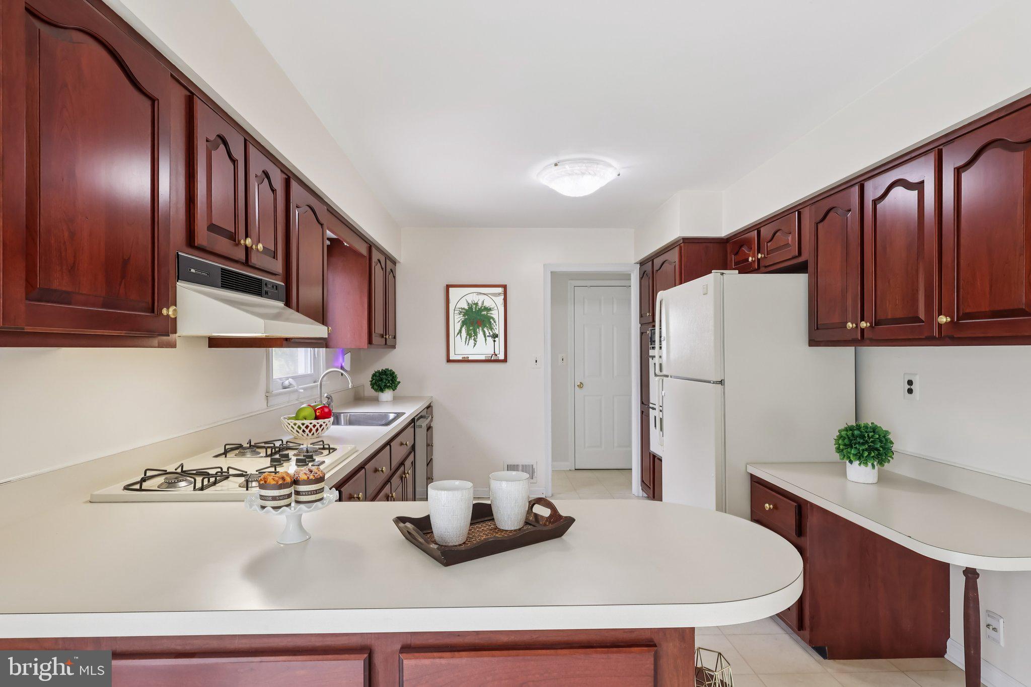 15 TINA DRIVE