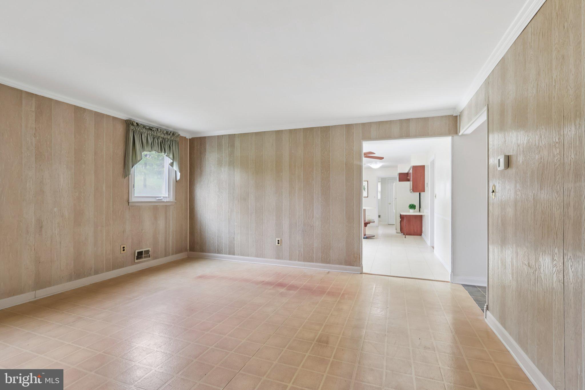 15 TINA DRIVE