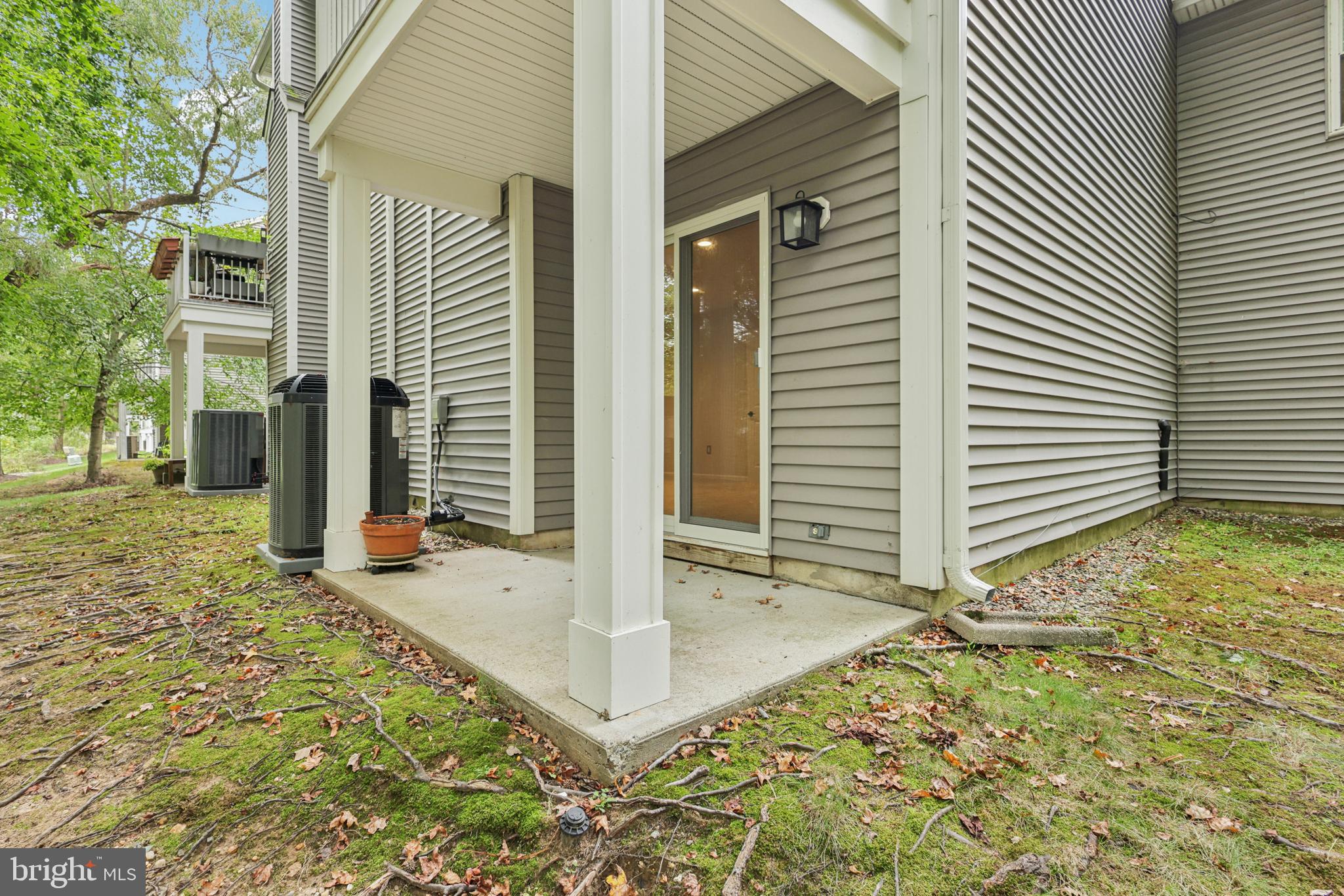 113 N BARROW PLACE