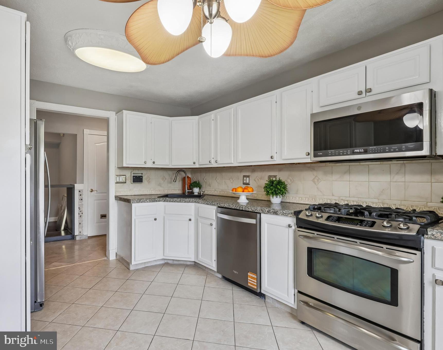 107 LASSEN COURT 12