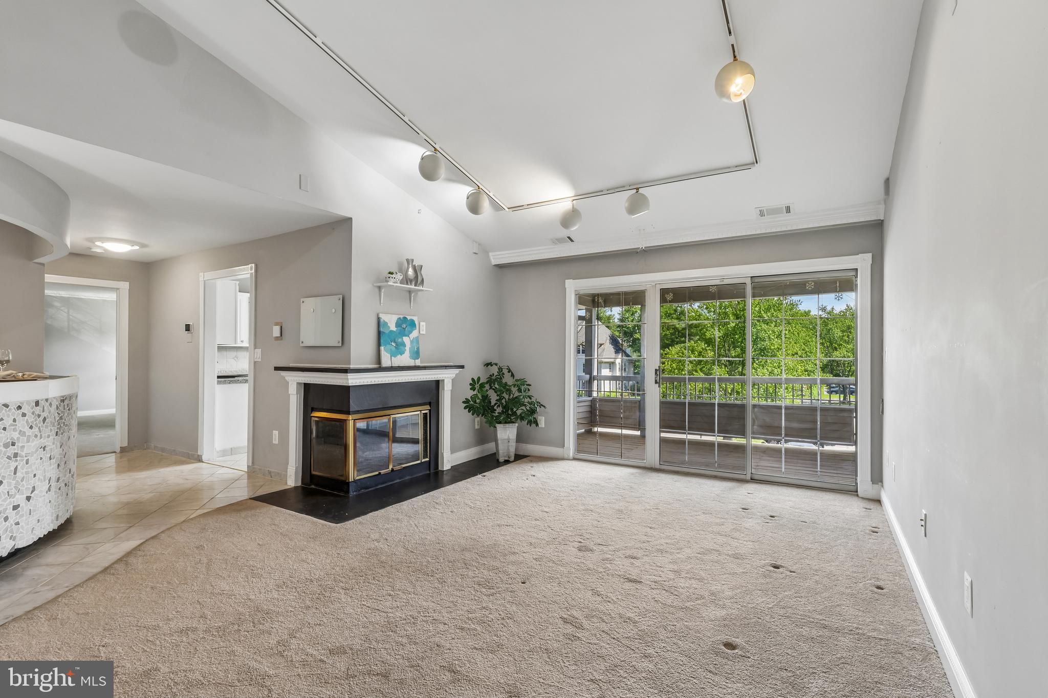 107 LASSEN COURT 12
