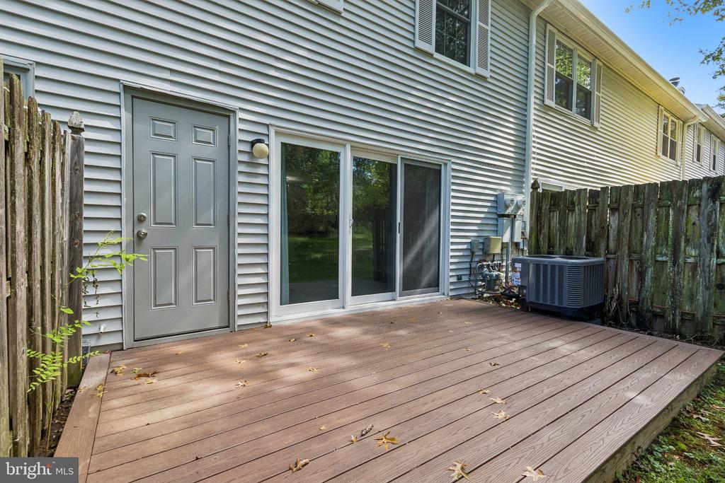 32 MAGNOLIA COURT