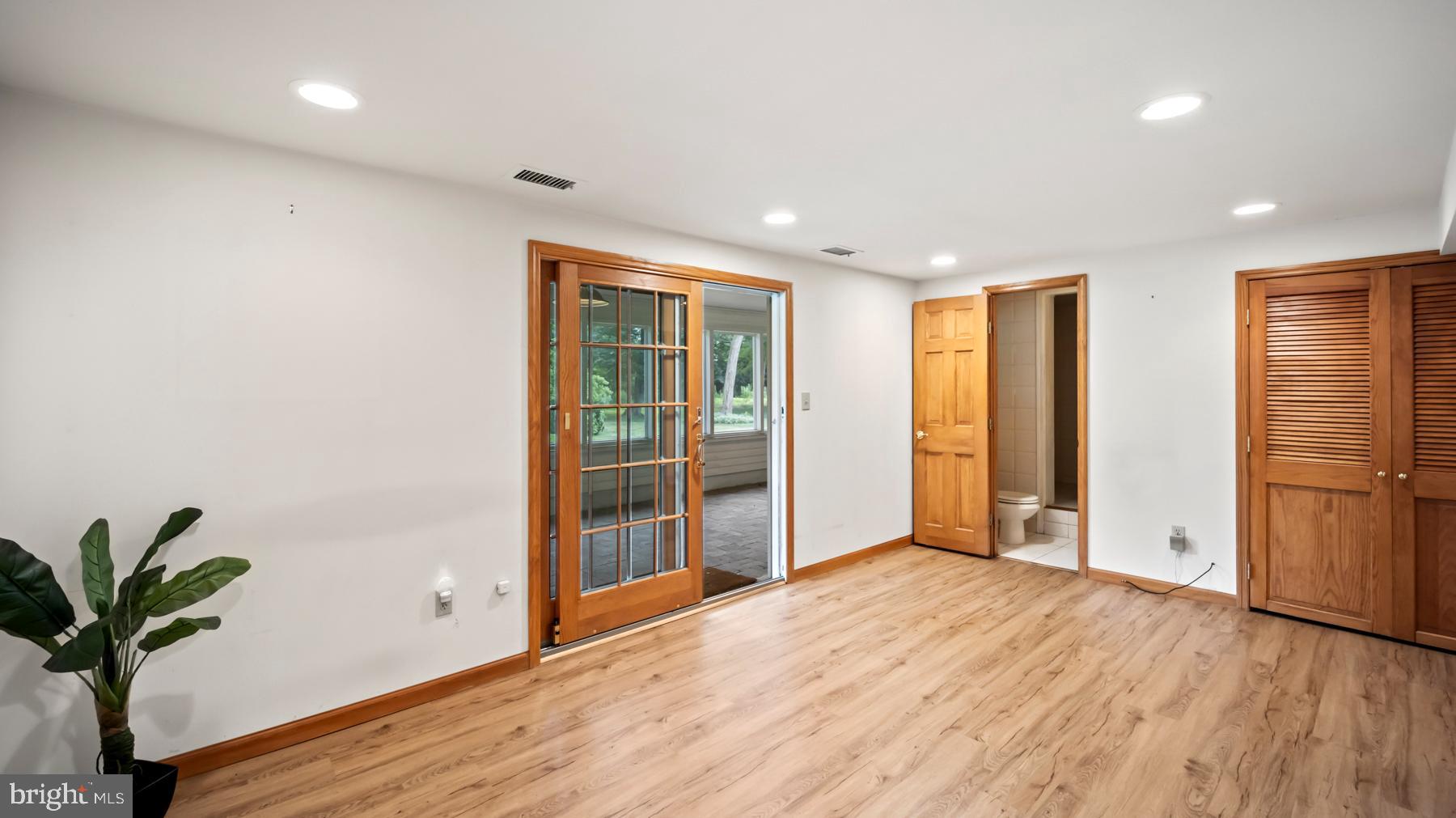4 TIMBER ROAD