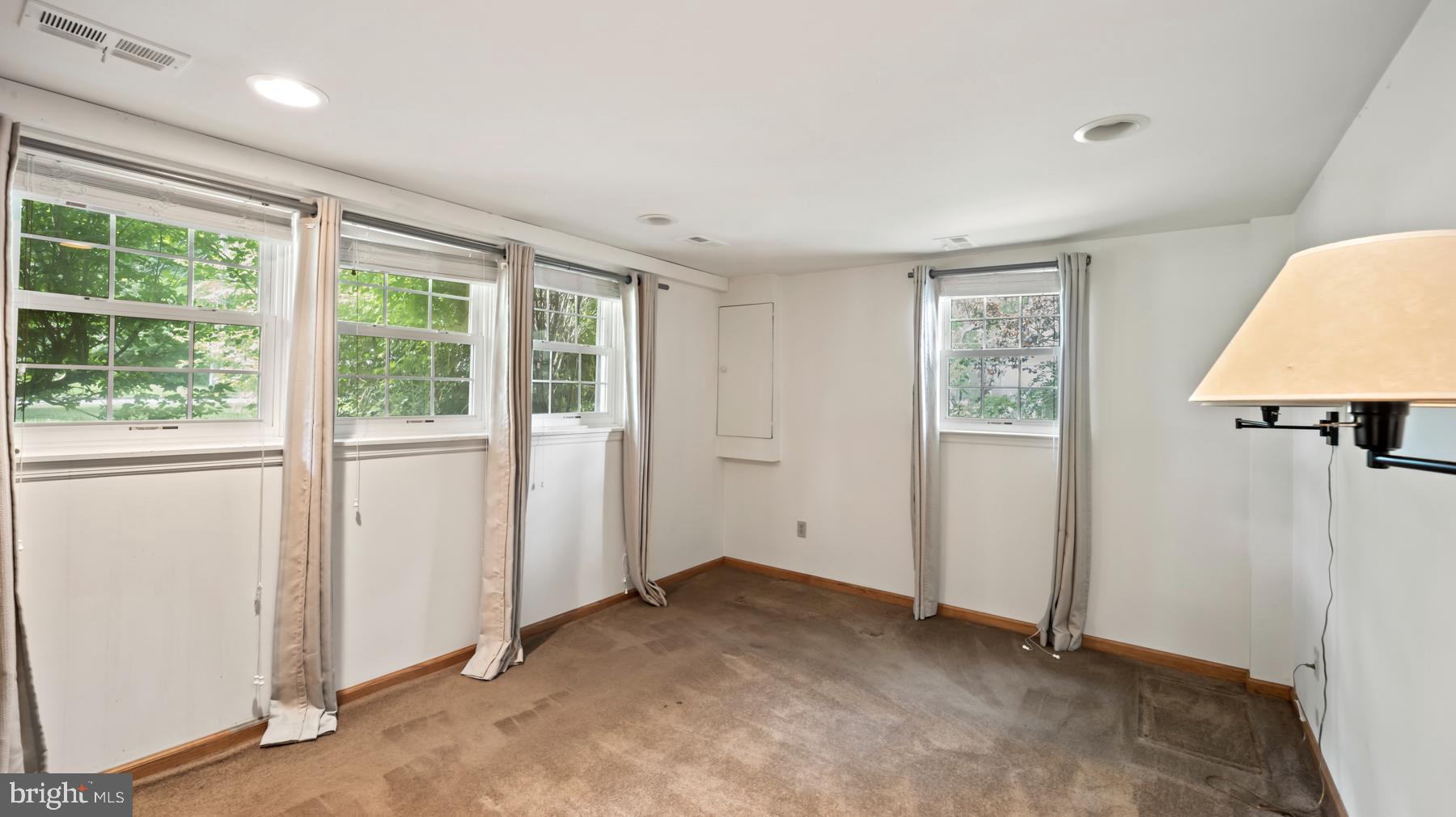 4 TIMBER ROAD
