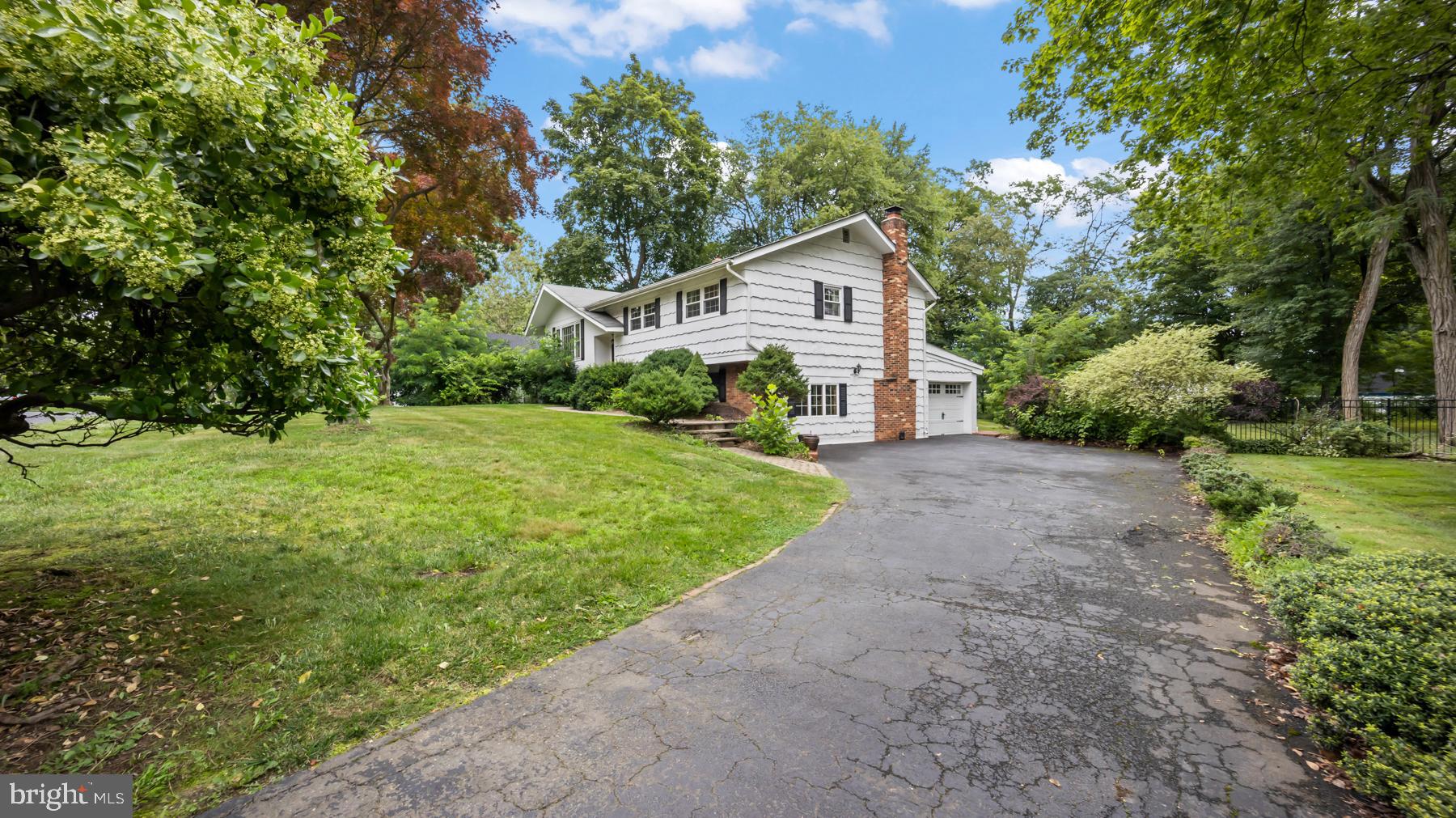 4 TIMBER ROAD