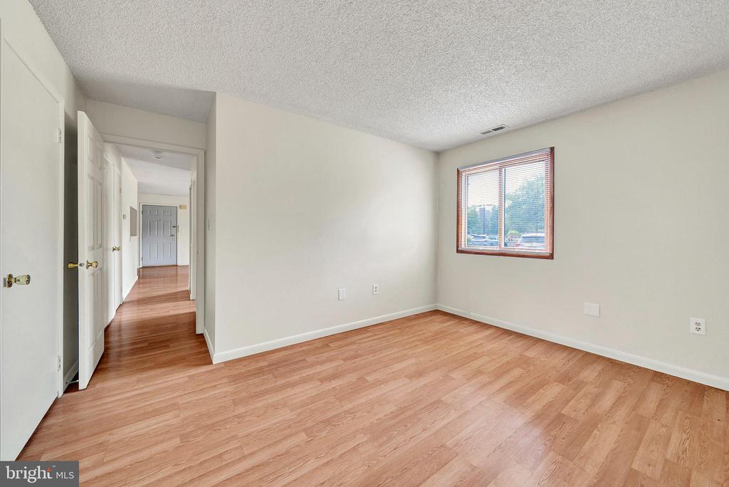 601 RAVENS CREST DRIVE