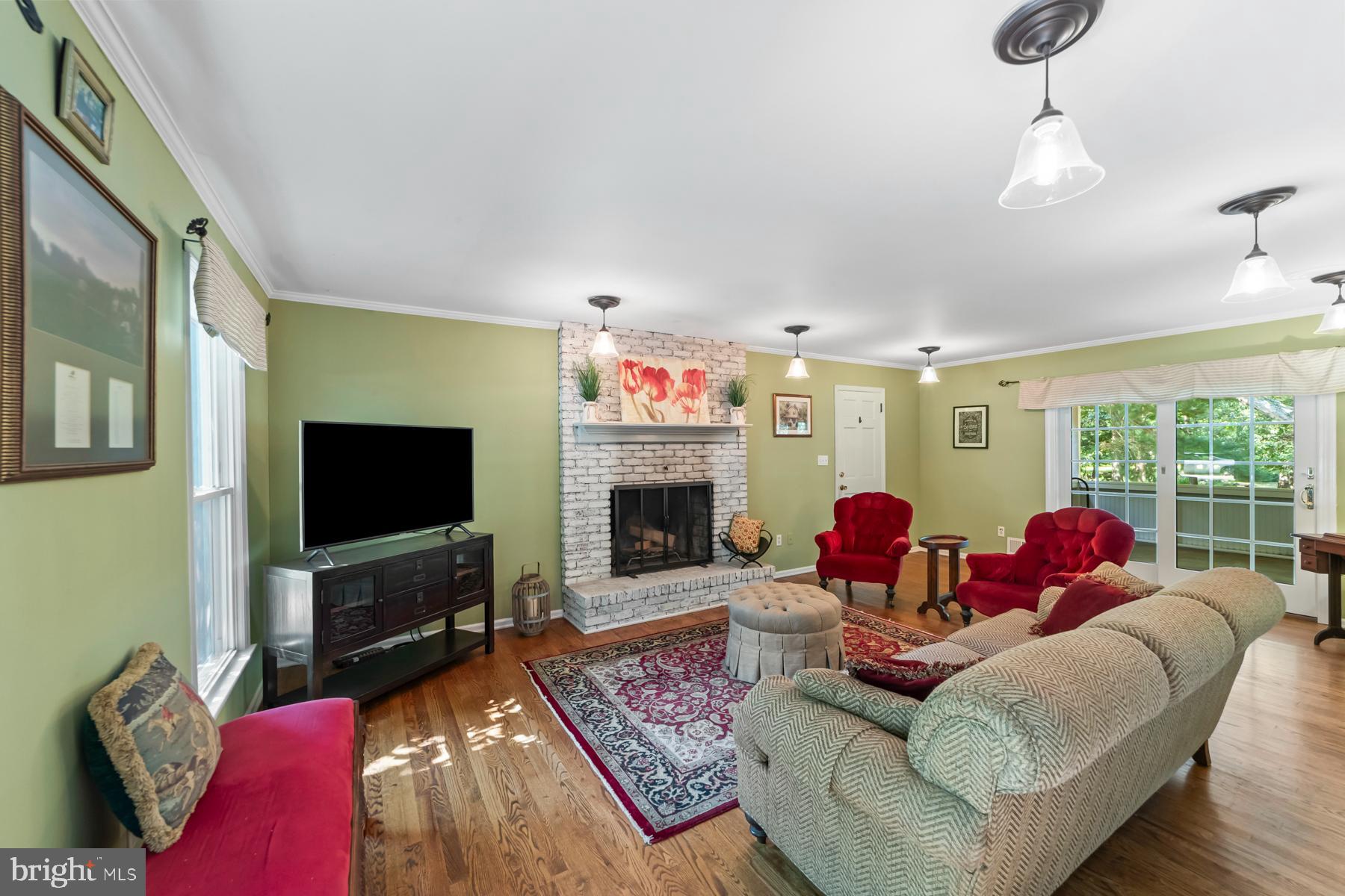 64 Catskill Ct