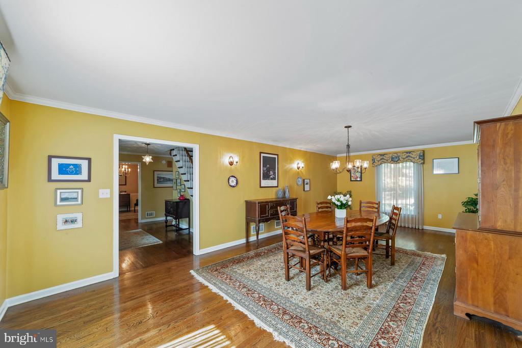 64 Catskill Ct