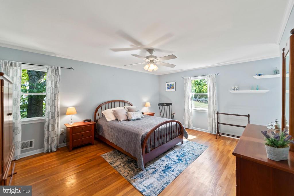 64 Catskill Ct