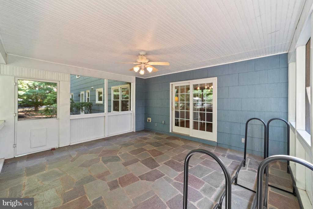 64 Catskill Ct