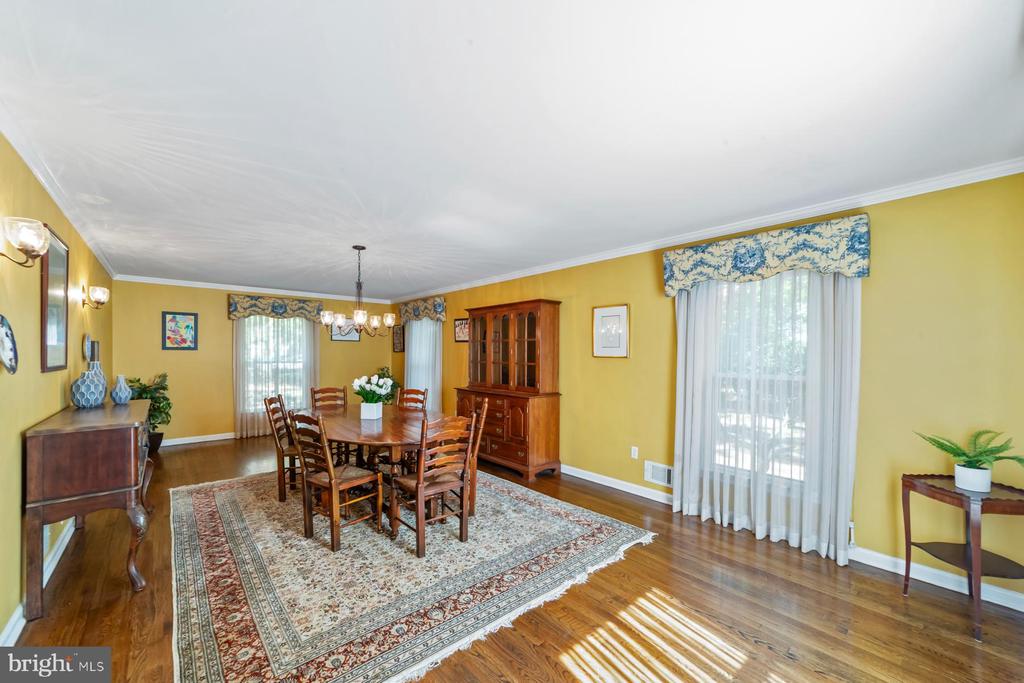 64 Catskill Ct