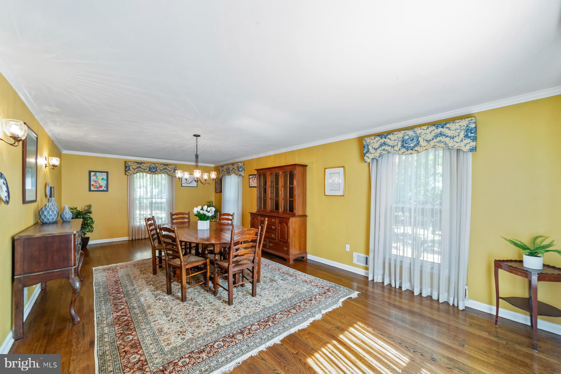 64 Catskill Ct