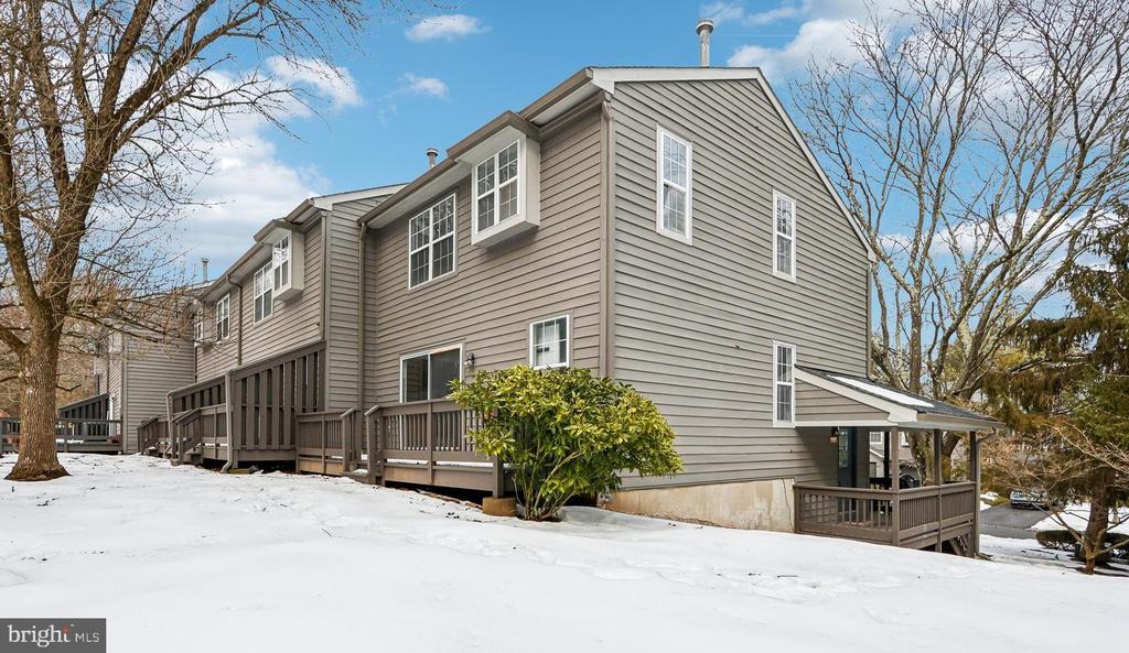 43 WATERTOWN COURT A