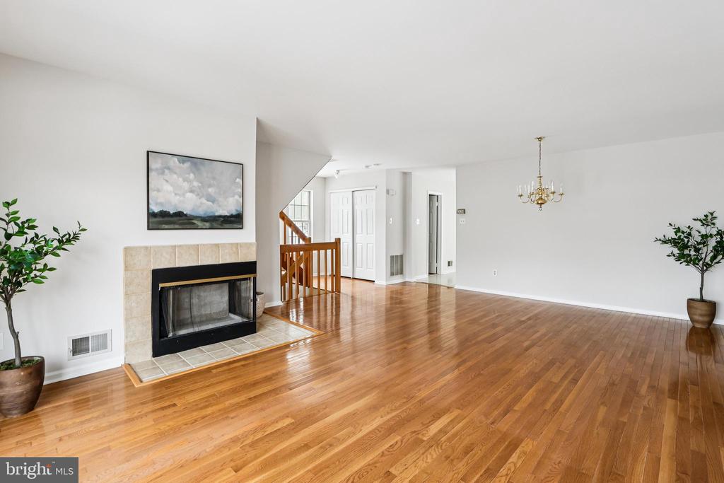 43 WATERTOWN COURT A