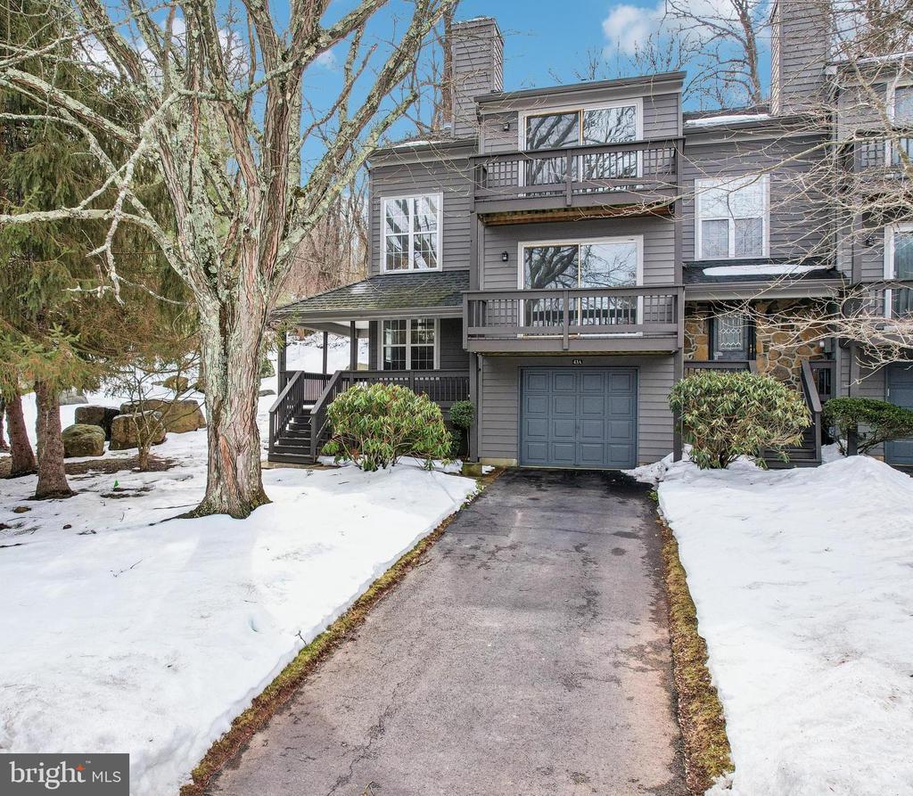 43 WATERTOWN COURT A