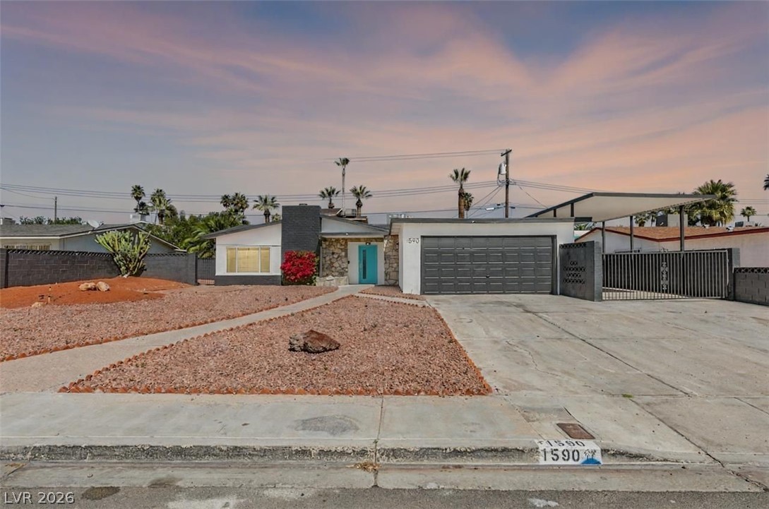 1590 Raindance Way