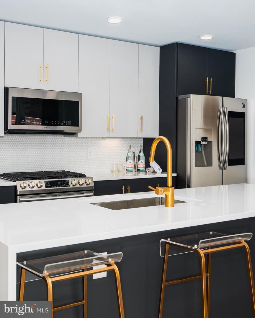 1501 N 31ST STREET Unit: 213