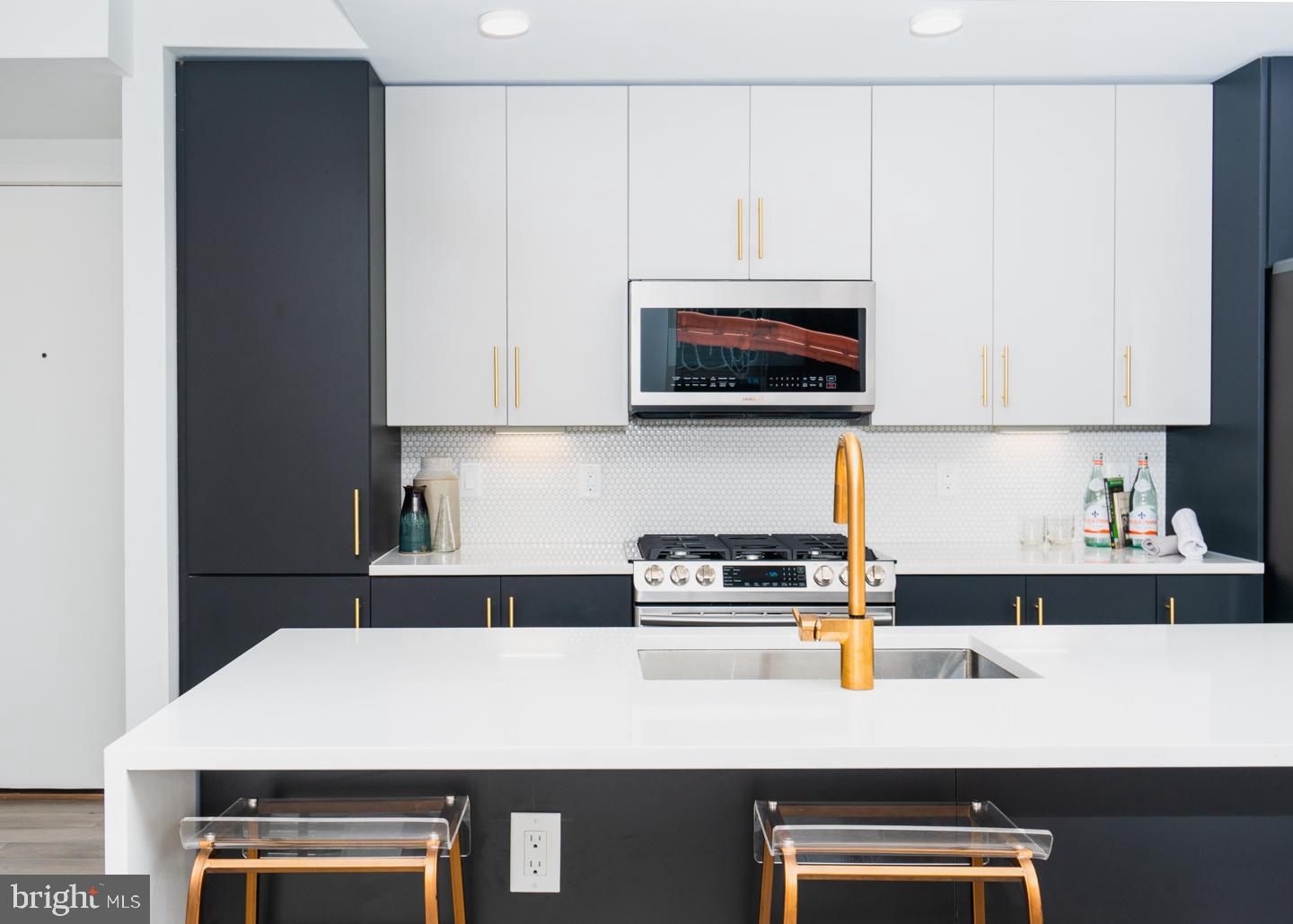 1501 N 31ST STREET Unit: 213