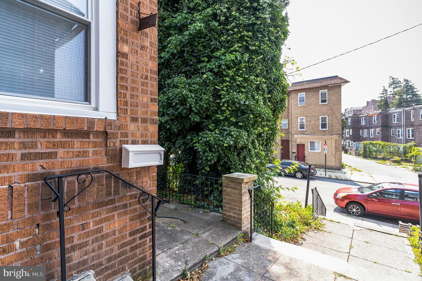 5740 N 16th Street