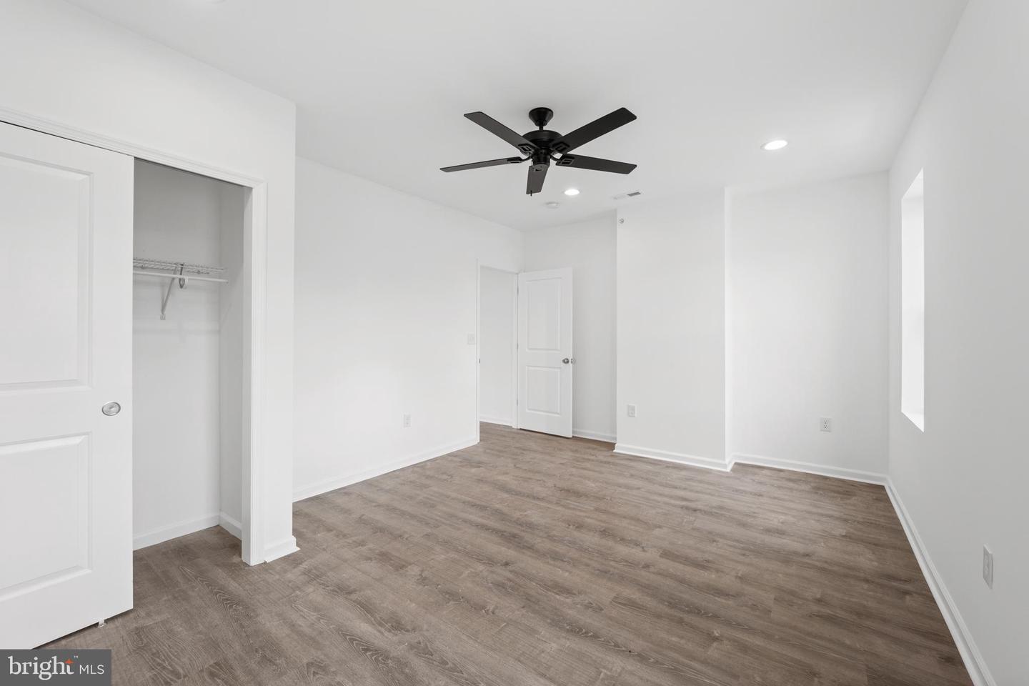 2553 W Harold Street Unit: 1