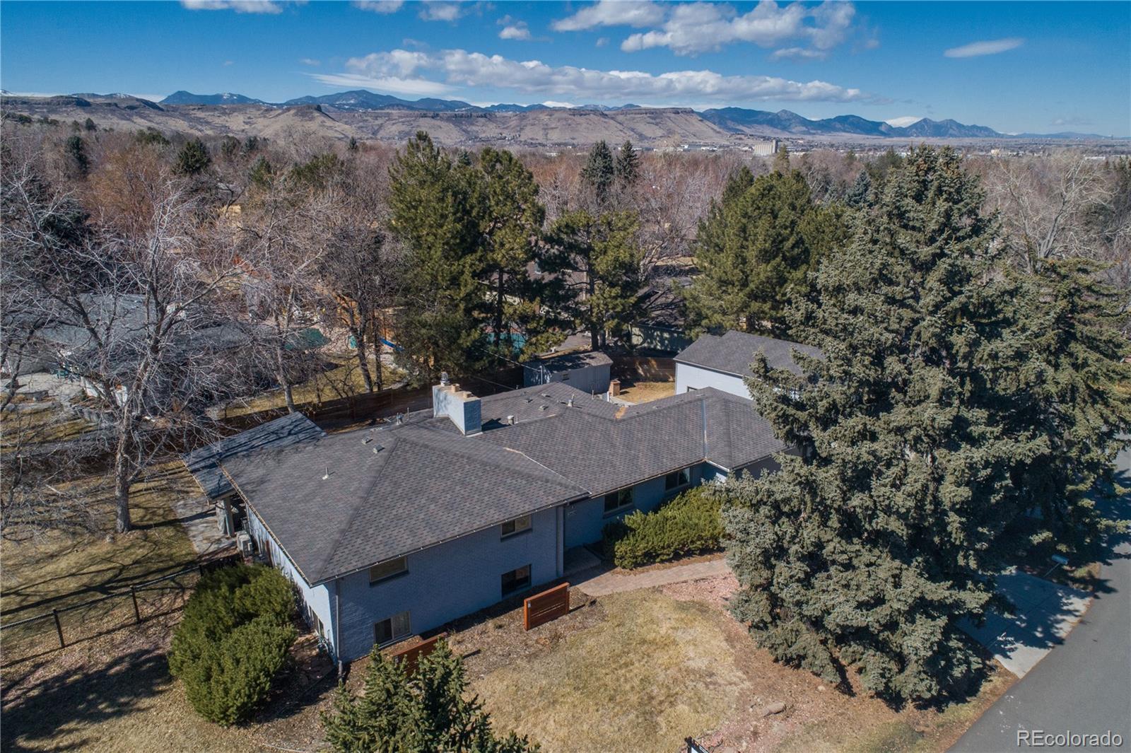 2605 Crabapple Court