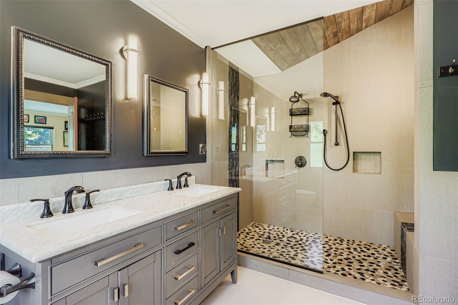 5445 W Colorado Avenue