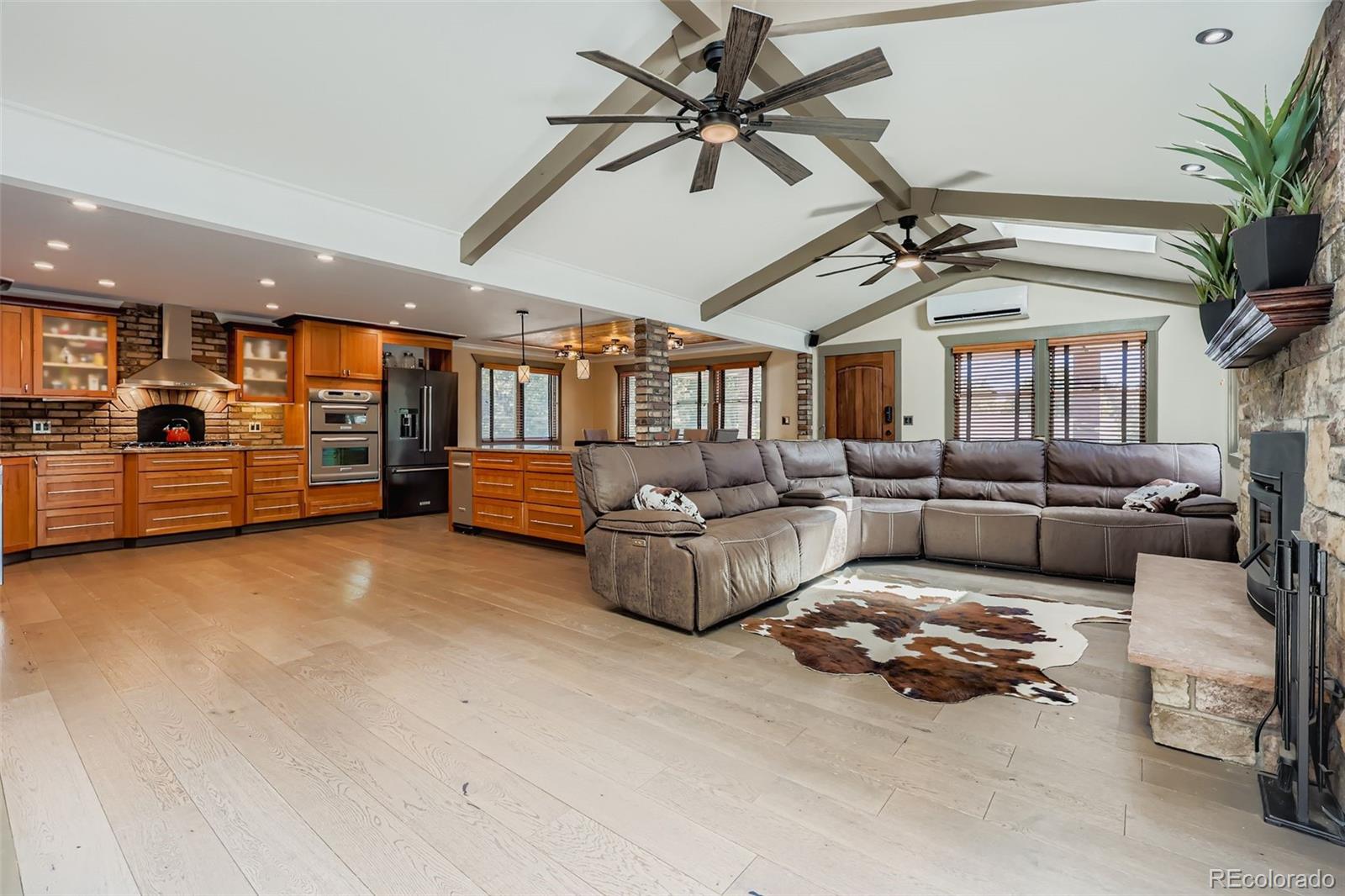 5445 W Colorado Avenue