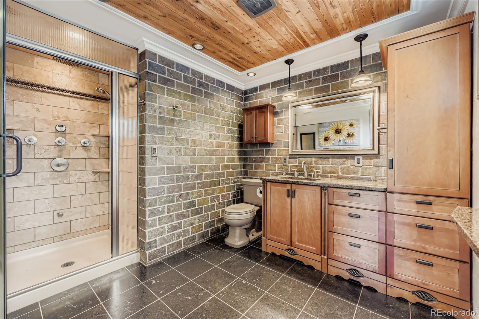 5445 W Colorado Avenue