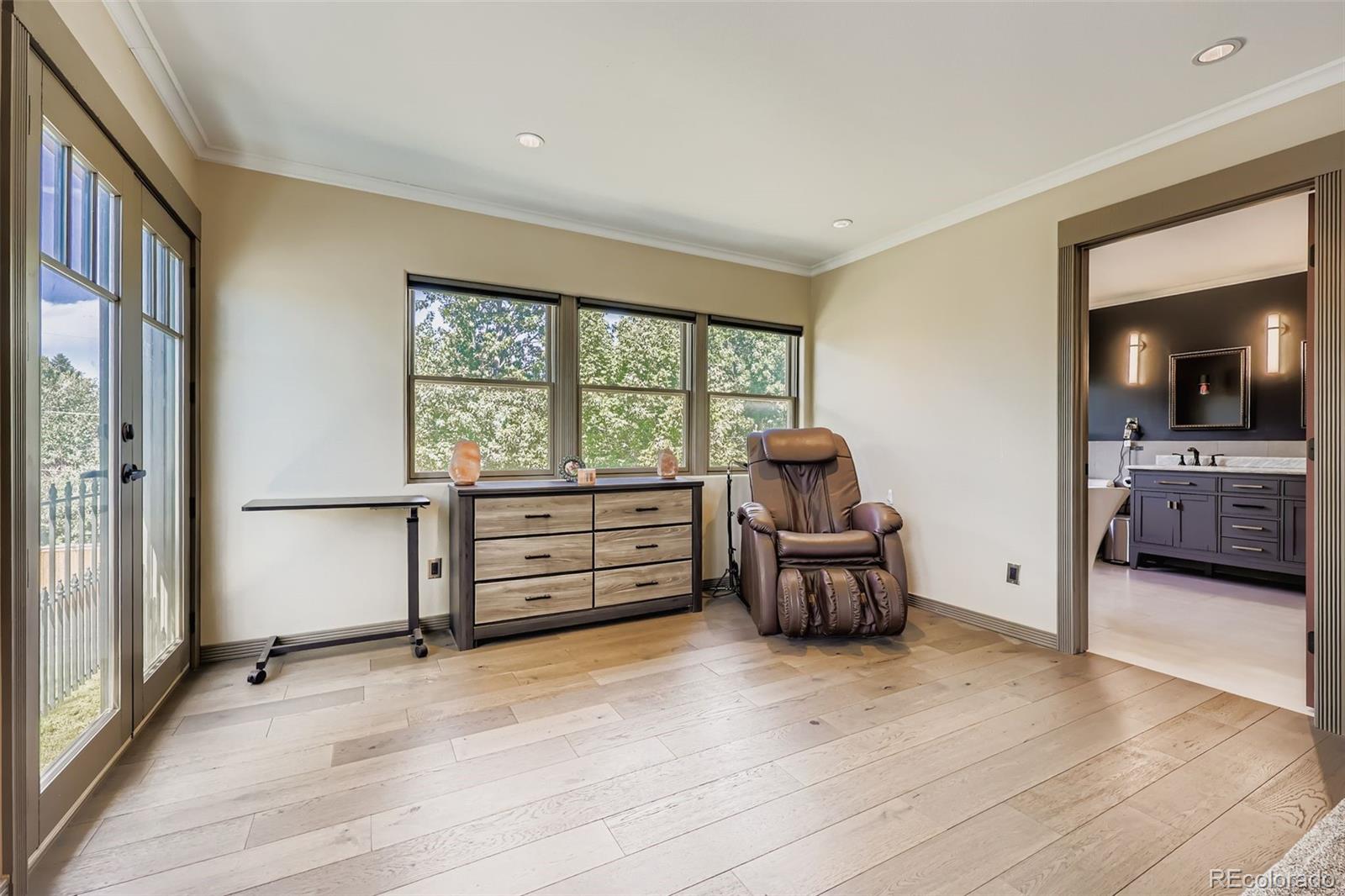 5445 W Colorado Avenue