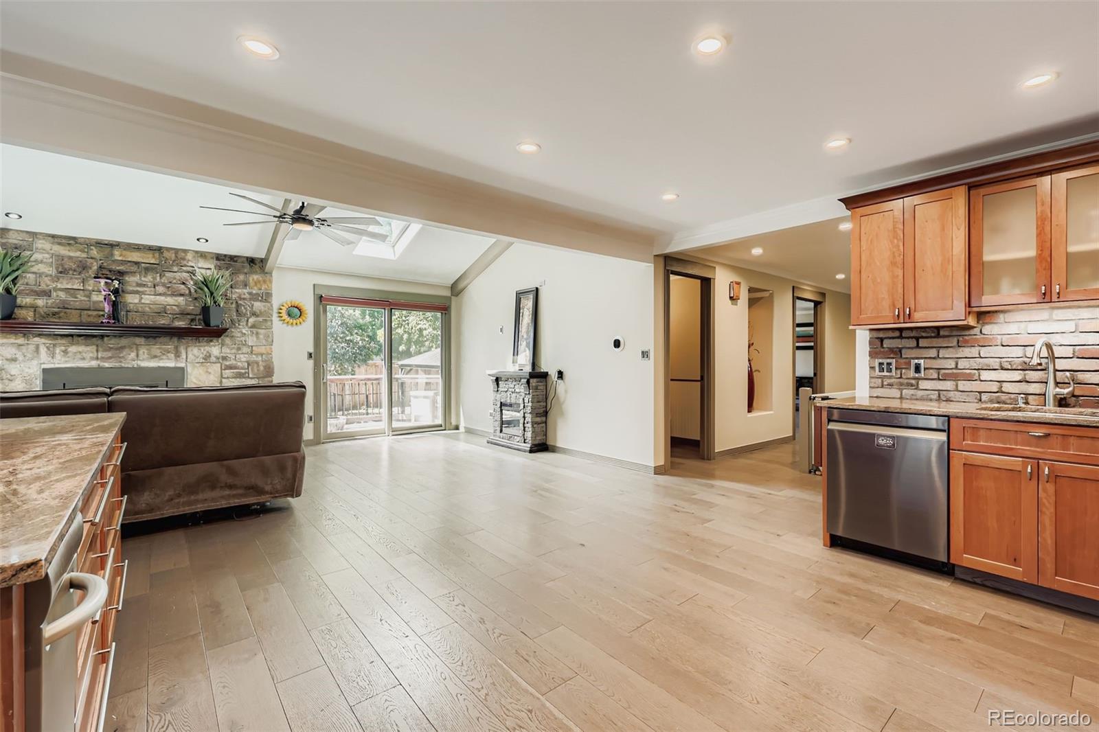 5445 W Colorado Avenue