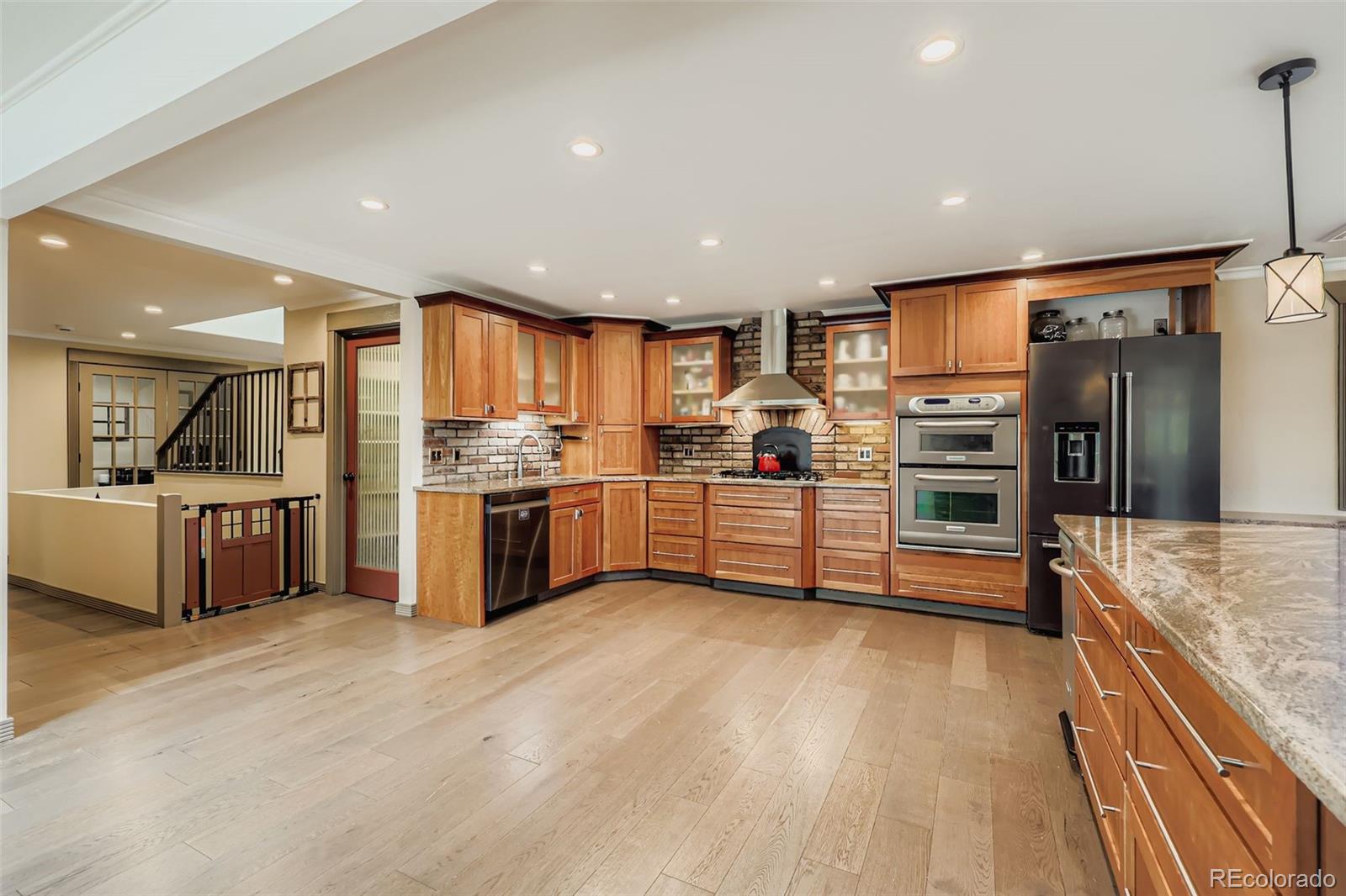 5445 W Colorado Avenue