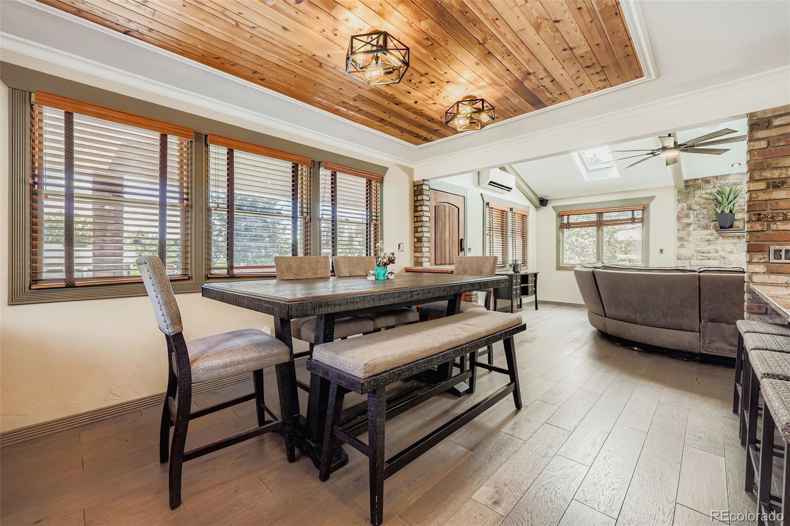 5445 W Colorado Avenue