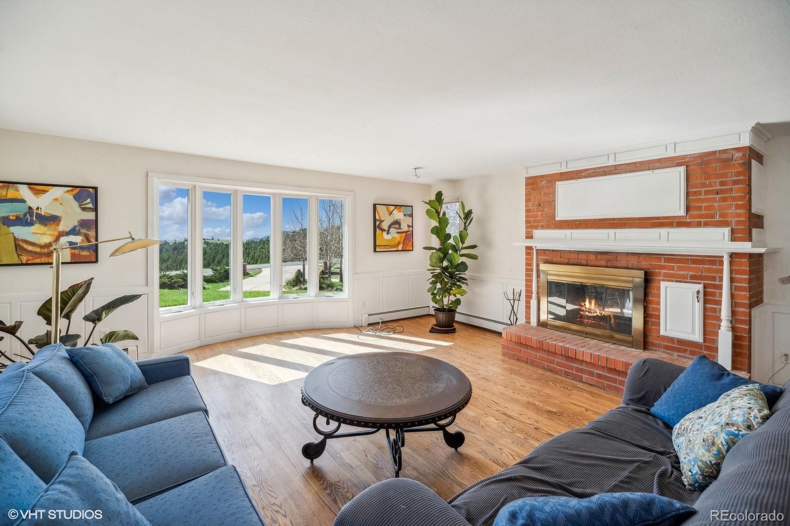 22081 Paradise Circle