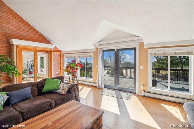 22081 Paradise Circle