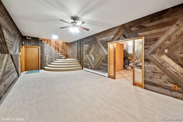 22081 Paradise Circle