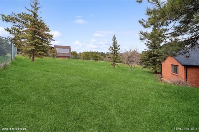 22081 Paradise Circle