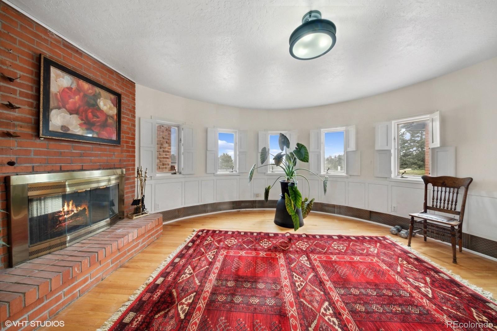 22081 Paradise Circle