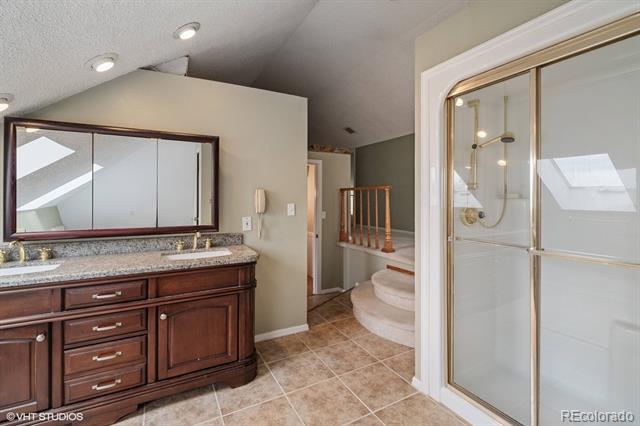 22081 Paradise Circle