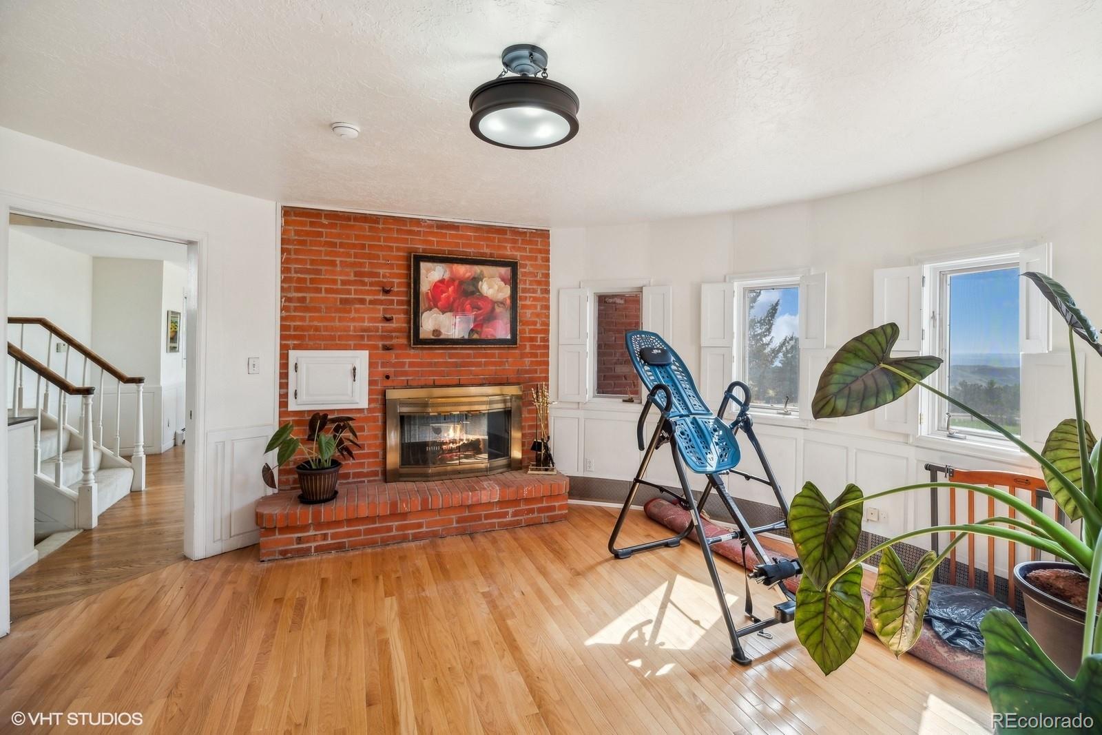 22081 Paradise Circle