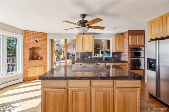 22081 Paradise Circle