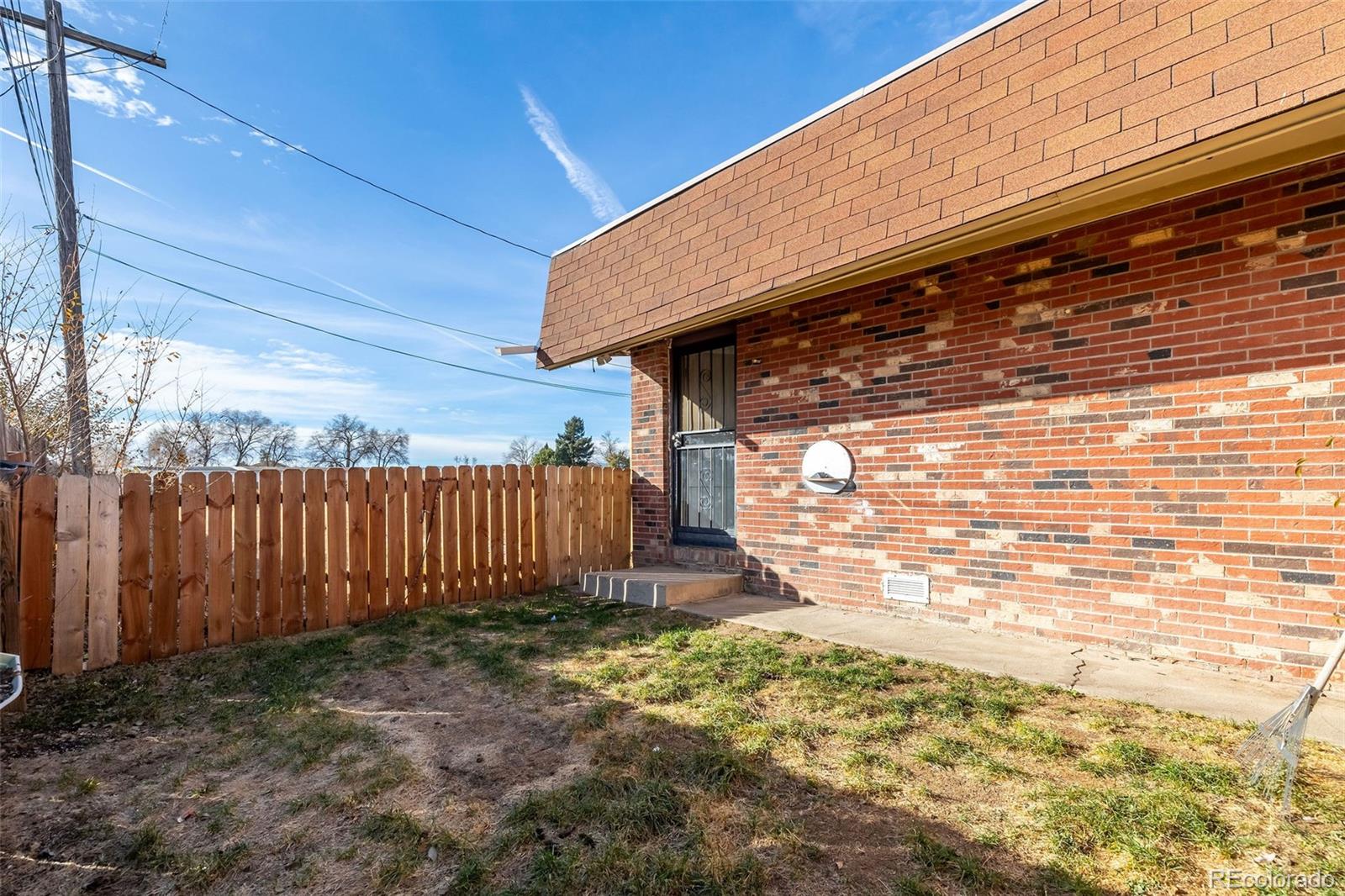 6400 W Exposition Avenue