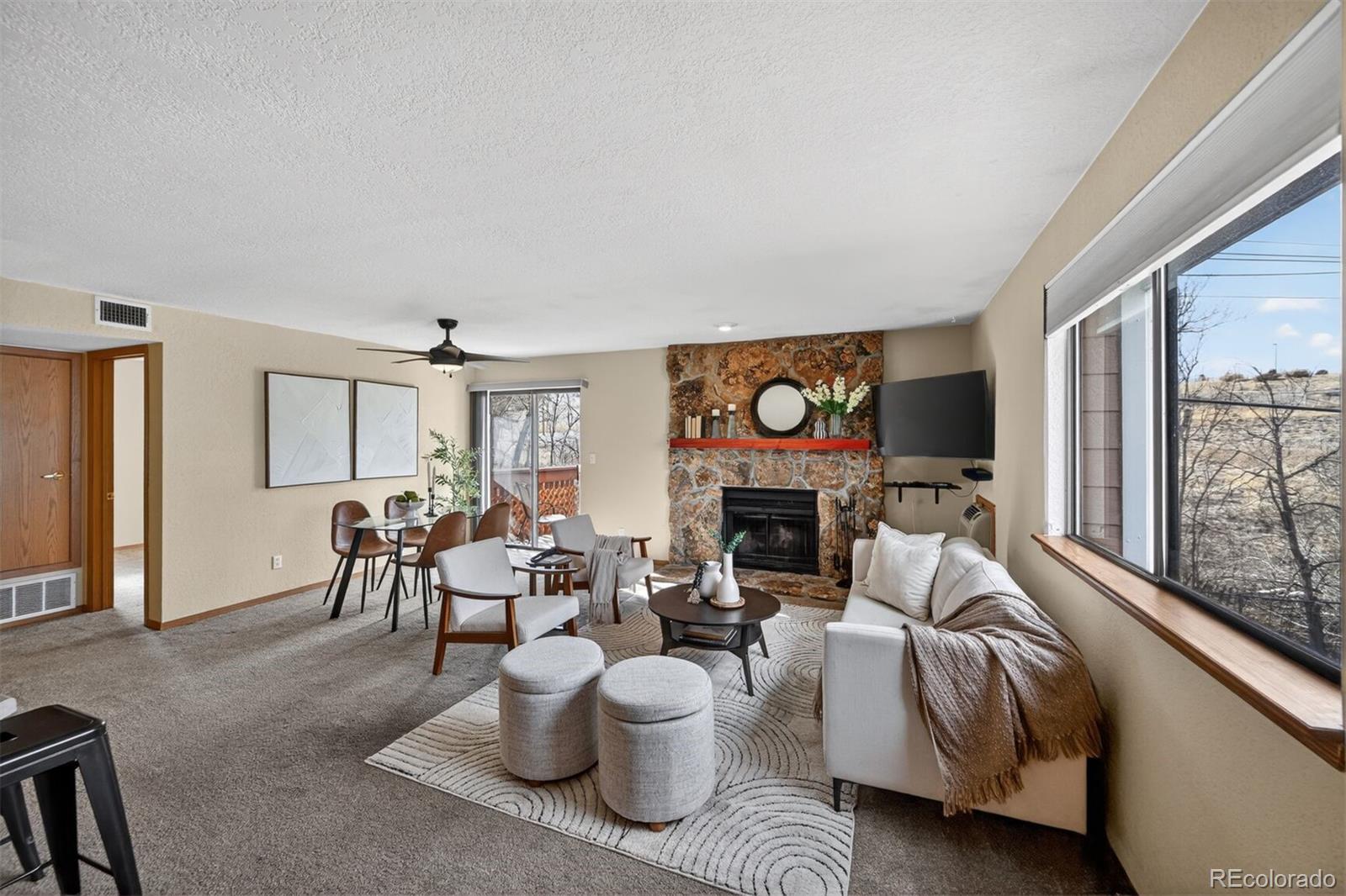 281 S Zinnia Way Unit: 2D