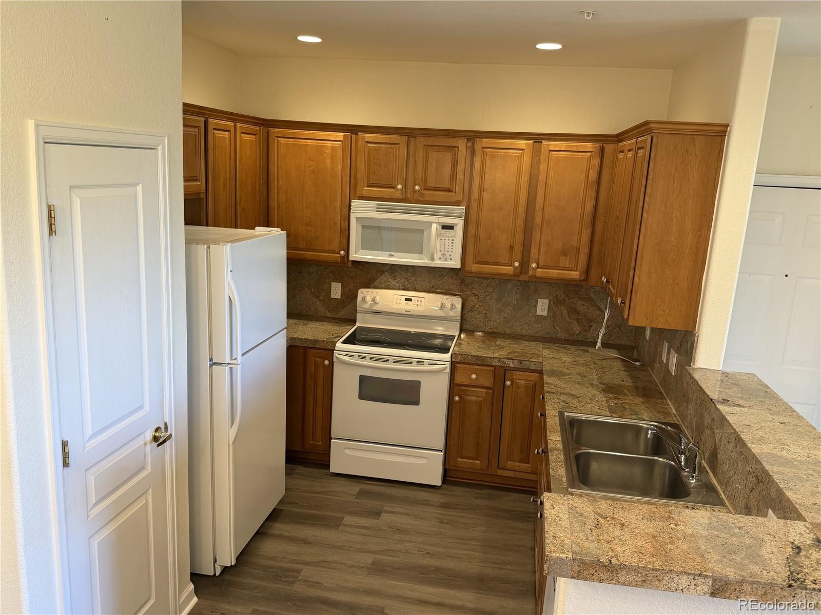 8039 Lee Drive Unit: 102