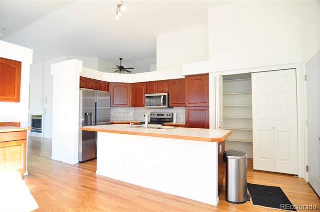 1757 Peregrine Lane