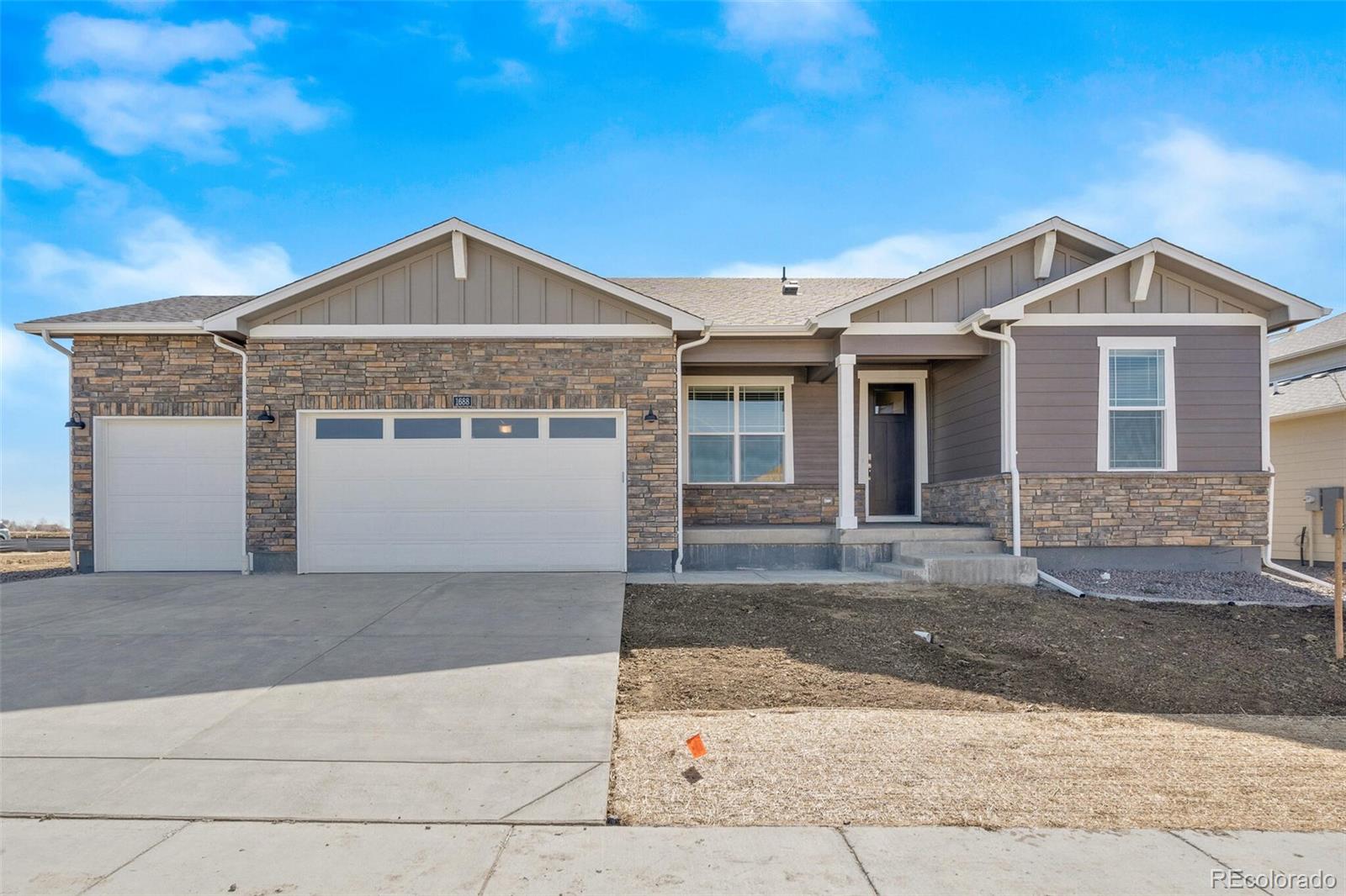 1607 Rivergate Way