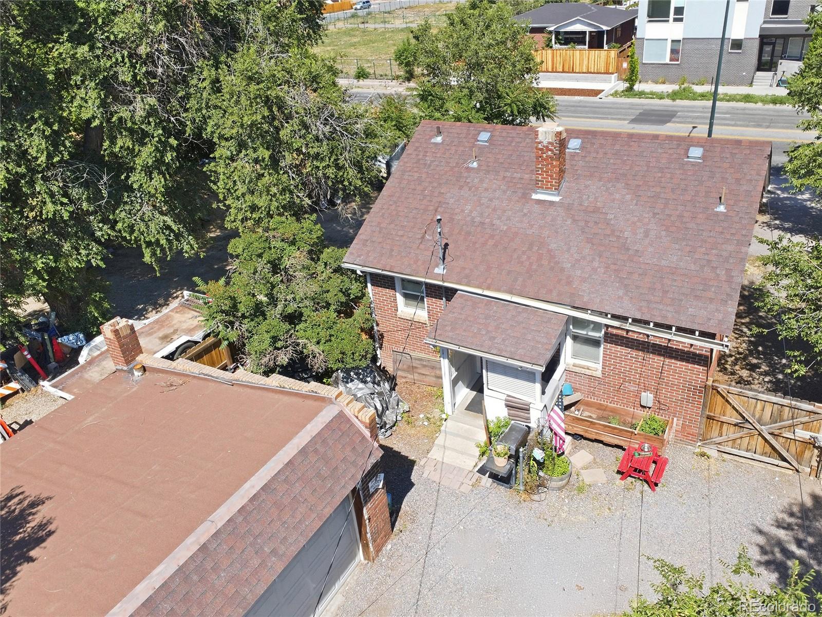 1545-55 N Sheridan Boulevard