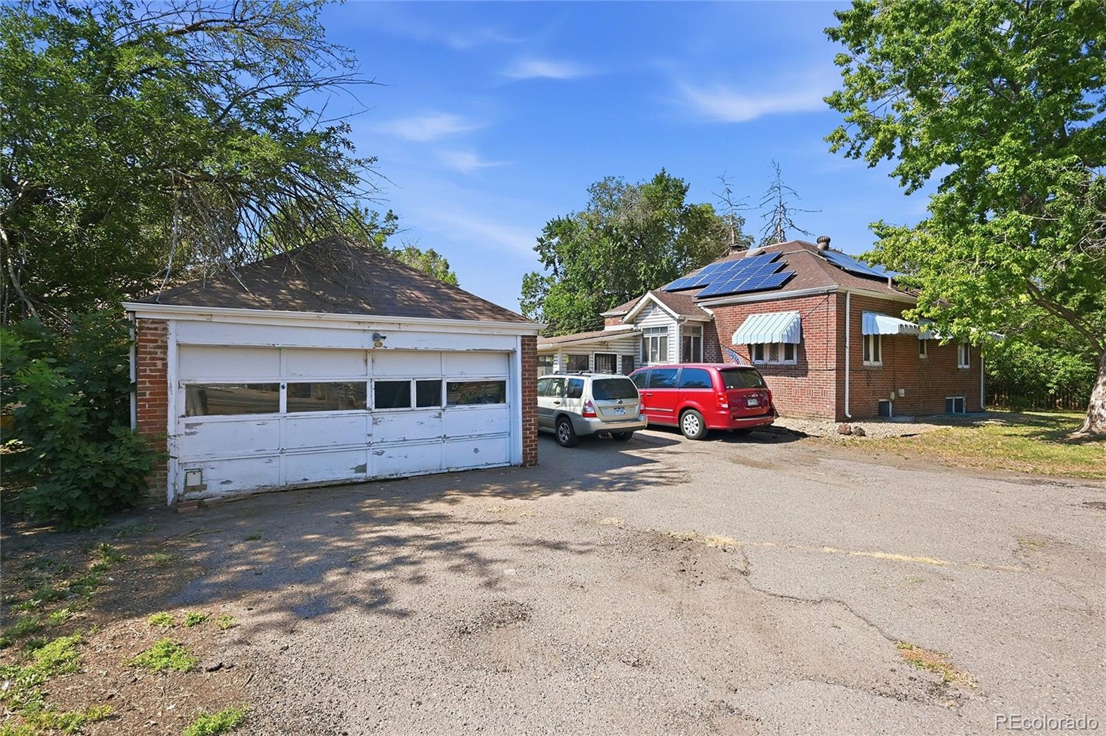 980 Benton Street Unit: 982